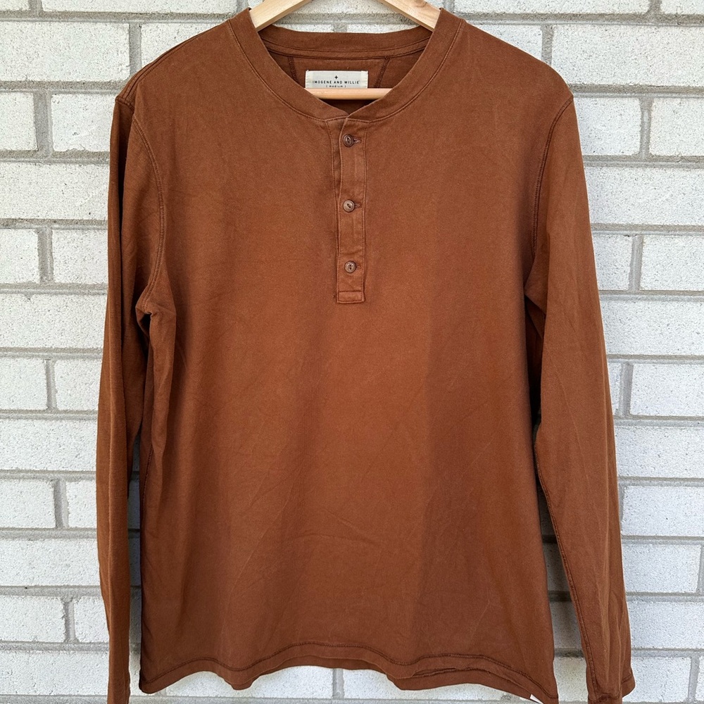 Imogene and Willie Henley shirt tee Medium rust color +